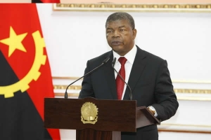 Angola realizará primeiras eleições autárquicas antes de 2022 - João Lourenço