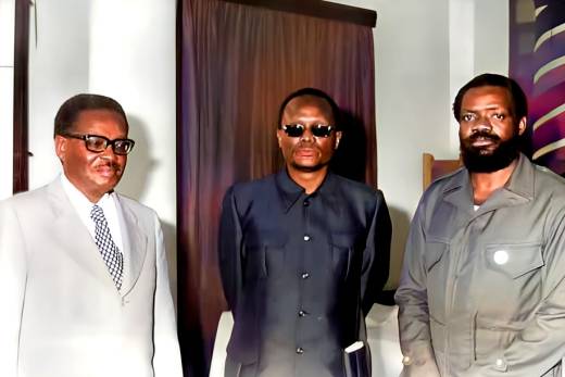 Angola condecora signatários dos Acordos de Alvor e ex-chefes de Estado de Angola e Portugal