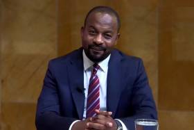 Saída do PRA-JÁ de plataforma da oposição &quot;desiludiu os angolanos&quot; - Nelito Ekuikui