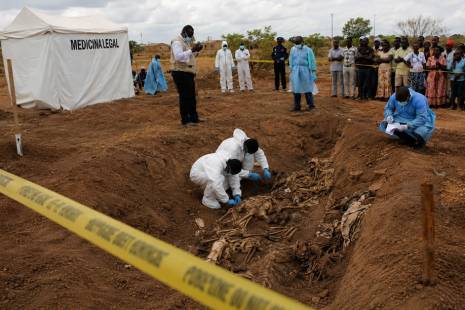 Localizada vala comum em Angola com 500 restos mortais de possíveis vítimas do 27 de Maio