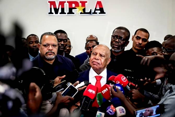 Higino Carneiro defende pluralismo e rejeita intimidação na corrida à liderança do MPLA