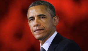 Barack Obama quebra silêncio e volta à vida pública