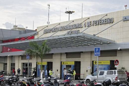Aeroportos angolanos perderam meio milhão de passageiros no primeiro trimestre de 2021