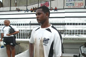 Ex-jogador de futebol &quot;Chinho&quot; é morto a tiros no bairro Sapu em Luanda