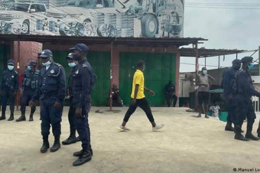 Detidos 17 suspeitos de atos de vandalismo em Luanda durante greve de taxistas