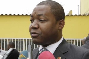 Novo governador de Luanda garante atenção aos subúrbios da cidade