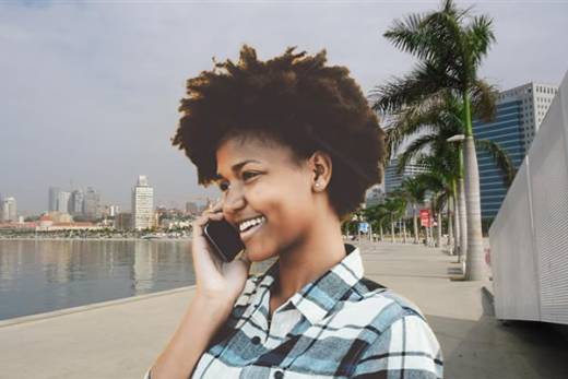 Angola ultrapassa os 28 milhões de utilizadores de telemóveis e os 18 milhões de internautas – Governo