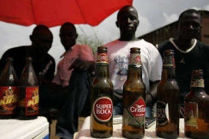 Consumo de cerveja em Angola rende mais 70% de impostos em 2018