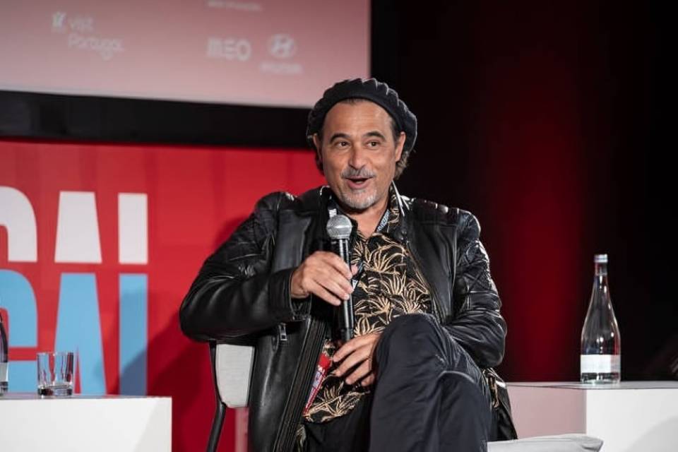 Agualusa diz que Angola tem mais liberdade de expressão mas outras estão ameaçadas