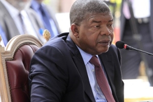 Angola aguarda &quot;ansiosamente por visita de António Costa -- PR angolano