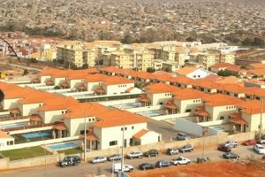 João Lourenço cria comissão para analisar condições para atribuição de habitações sociais