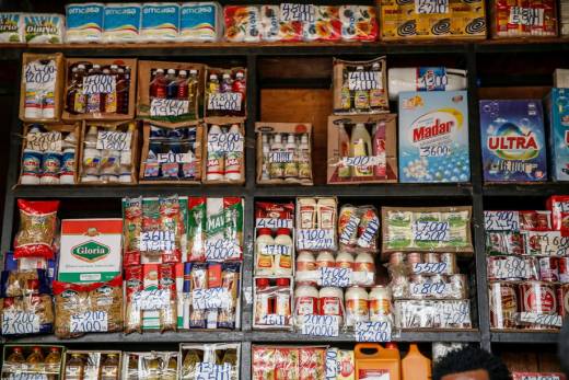 Inflação em Angola desacelera há 14 meses e atinge nível mais baixo em quase dois anos