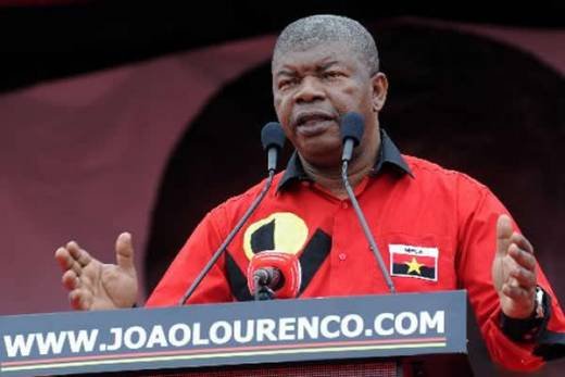 Presidente do MPLA diz que oposição vai ter derrota por KO e vai levar anos a levantar-se