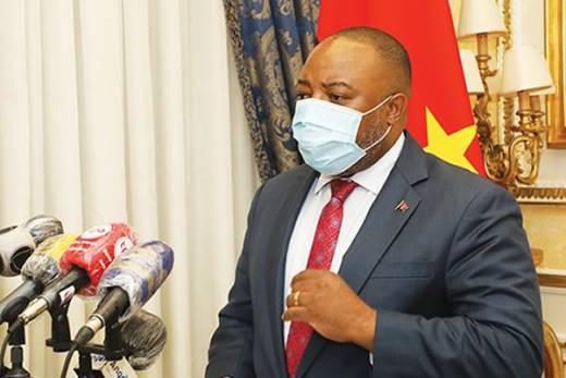 Angola apresenta plano de 120 milhões de dólares para impulsionar indústria até 2025