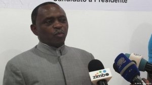 General Kamalata Numa admitiu que vai concorrer à liderança da UNITA