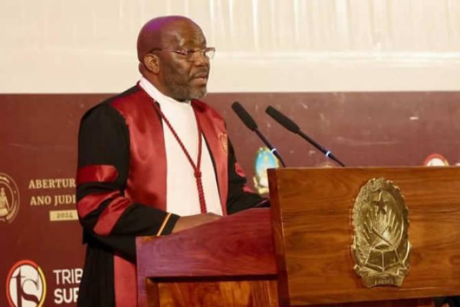Saída de Leonardo: "Esquemas de corrupção vão passar para outras mãos", diz Rafael Marques