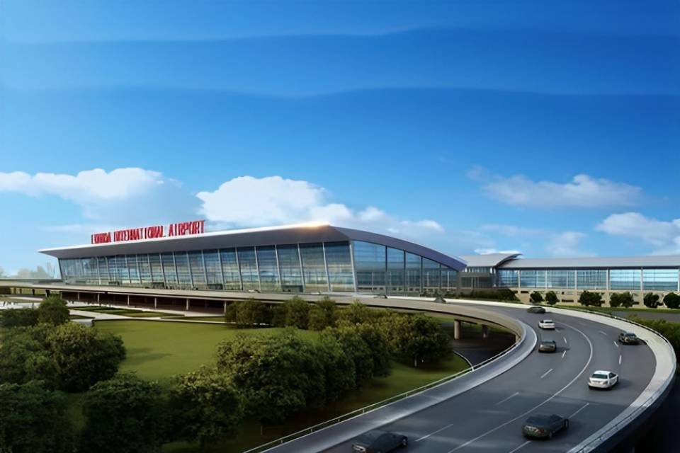 Novo aeroporto de Luanda estreia-se com voos para Cabinda