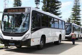 Governo do Uíge lança concurso para venda de 17 autocarros