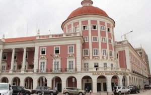 Banco Nacional de Angola pede isenção de comissões