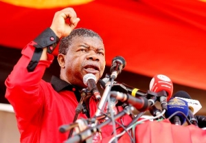 Moody’s diz que vitória do MPLA em Angola &quot;promove continuação das políticas económicas&quot;