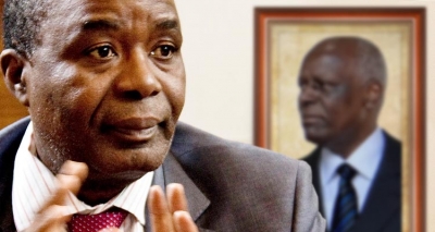 Marcolino Moco elogia José Eduardo dos Santos e defende homenagem ao ainda Presidente
