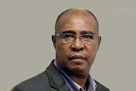O que nos reserva ainda a palhaçada? - Ramiro Aleixo após acusações contra ACJ na TPA