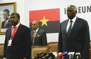 José Eduardo dos Santos deixa liderança do MPLA para João Lourenço em setembro