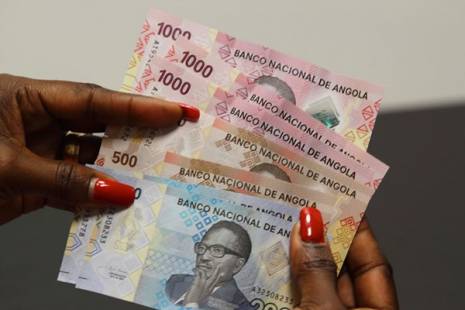 Kwanza mais forte beneficia consumidores mas prejudica indústria local - BFA
