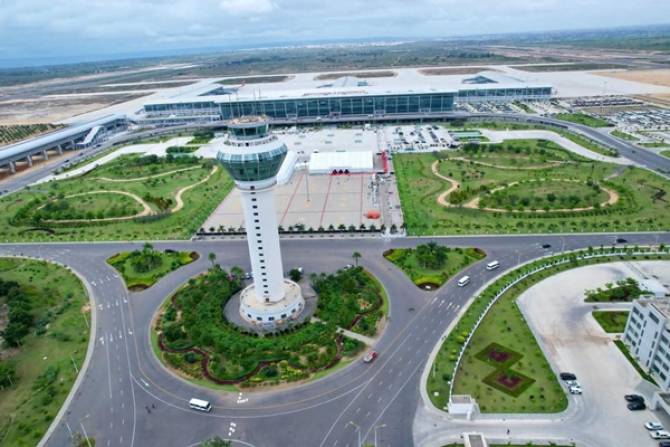 Governo adia para setembro transferência de voos internacionais para novo aeroporto de Luanda