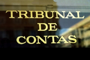 Meia centena concorre para cinco vagas de juízes no Tribunal de Contas de Angola