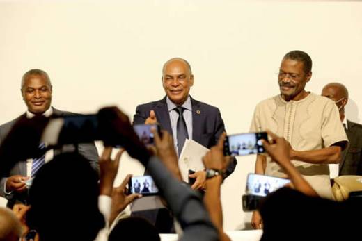Líder da Frente Patriótica diz que Angola reclama pela alternância