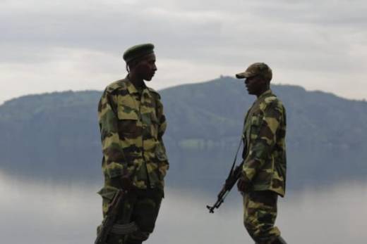 FLEC acusa Portugal de &quot;apoiar militarmente&quot; Angola em Cabinda e pede ajuda ao Parlamento Europeu