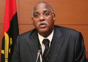 Ex-ministro da Saúde no tribunal de Luanda para explicar desvio de fundos por funcionários