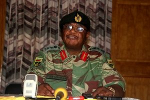 Comandante do exército do Zimbábue, general Constantino Chiwenga