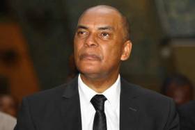 Acordos de Bicesse: UNITA defende &quot;diálogo permanente&quot; em Angola.