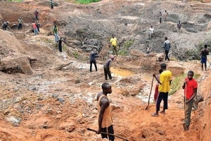 ONG critica Estado angolano por não apoiar comunidades das zonas diamantíferas