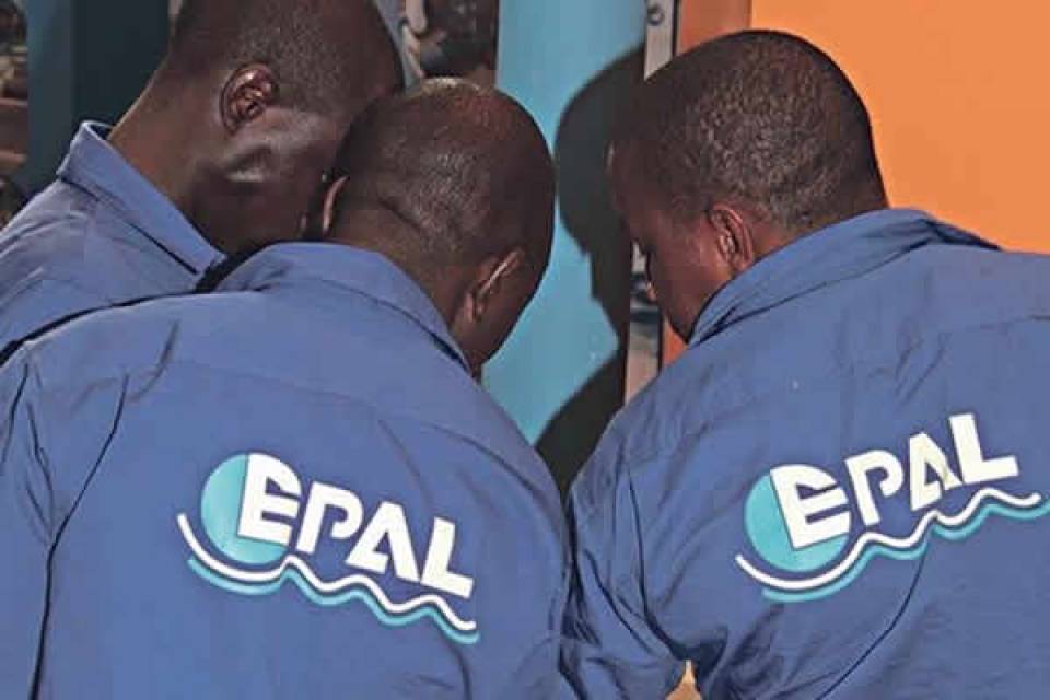 PCA da EPAL afirma que trabalhadores em greve já tiveram aumento salarial de até 30%