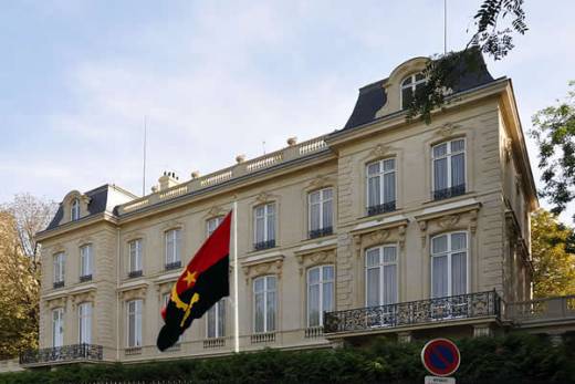 Formação sobre registo eleitoral em missões diplomáticas e consulares angolanas começa em novembro