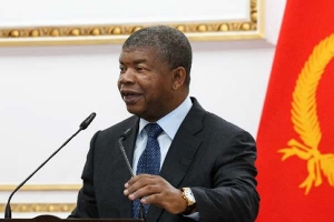 Desemprego em Angola só pode ser resolvido com aumento do investimento privado, diz  João Lourenço