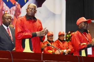 Estratégia do MPLA para primeiras autárquicas nas mãos de José Eduardo dos Santos