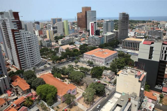 Angola estima fechar 2022 com rácio da dívida ao PIB fixado em 61%