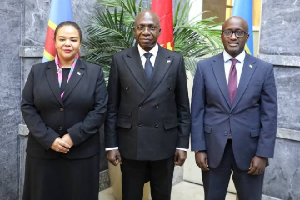 Conversações de paz na RDCongo terminam em Luanda sem acordo e com nova agenda