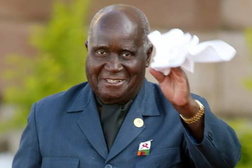 Morre o primeiro presidente da Zâmbia, Kenneth Kaunda, aos 97 anos de idade