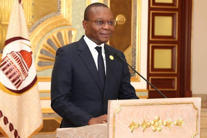 Presidente do parlamento pede consenso sobre fiscalização ao Executivo