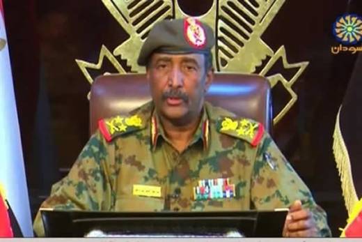 Autogolpe no Sudão: Lider militar dissolve Conselho Soberano e anuncia estado de emergência no país