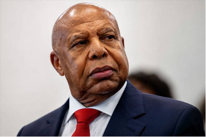 Tribunal Constitucional mantém rejeição da candidatura de Higino Carneiro ao MPLA
